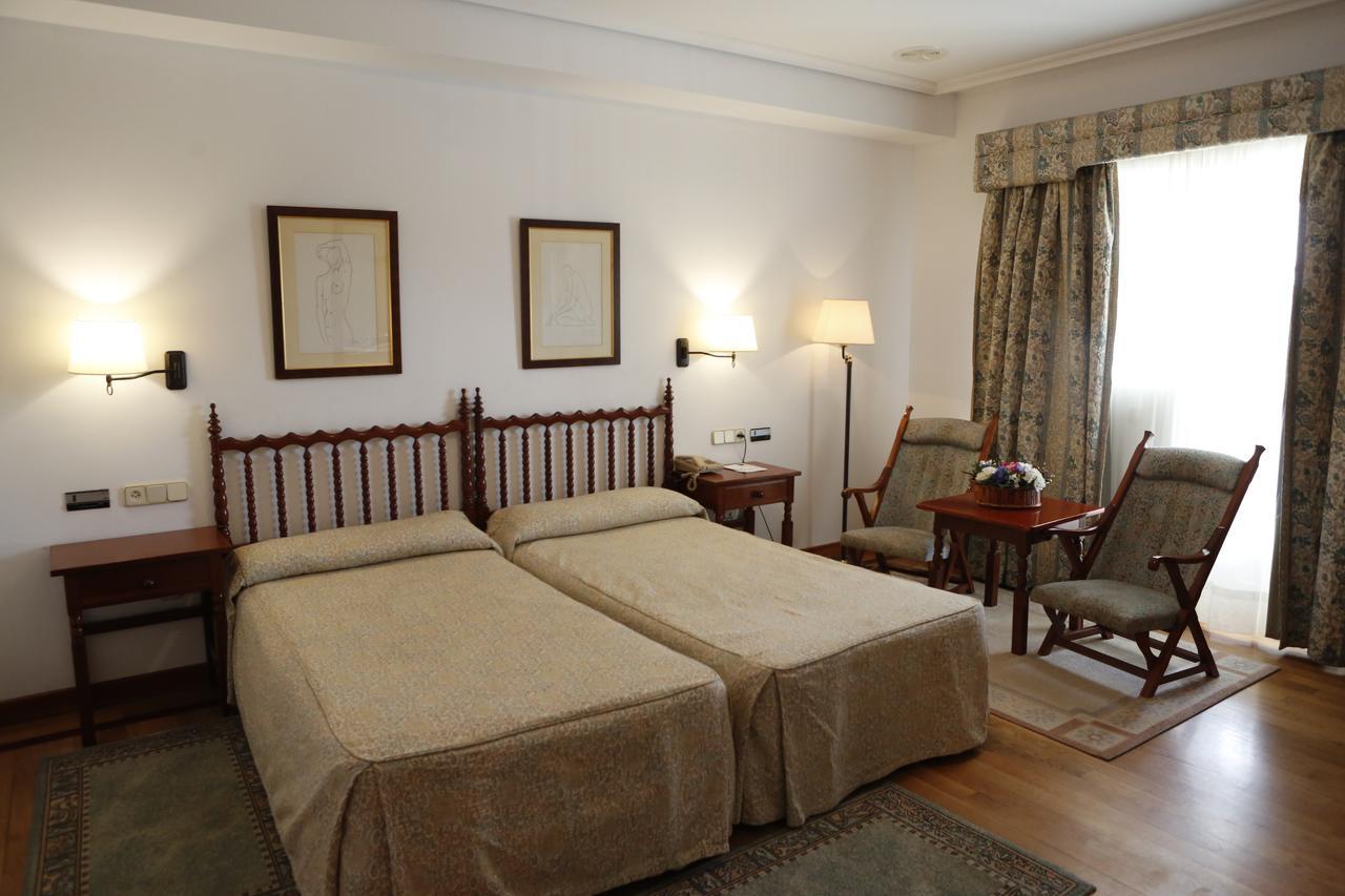 Pousada De Portomarin Εξωτερικό φωτογραφία